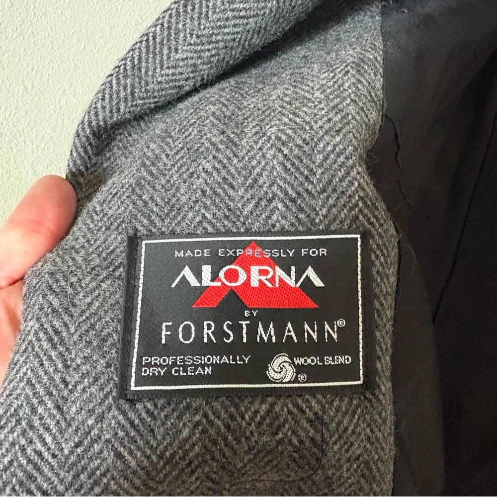 Vintage Alorna Men's Wool-Blend Herringbone Overcoat in Gray